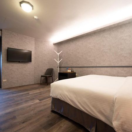 Motel 東旅驛棧 Ťiao-si Exteriér fotografie