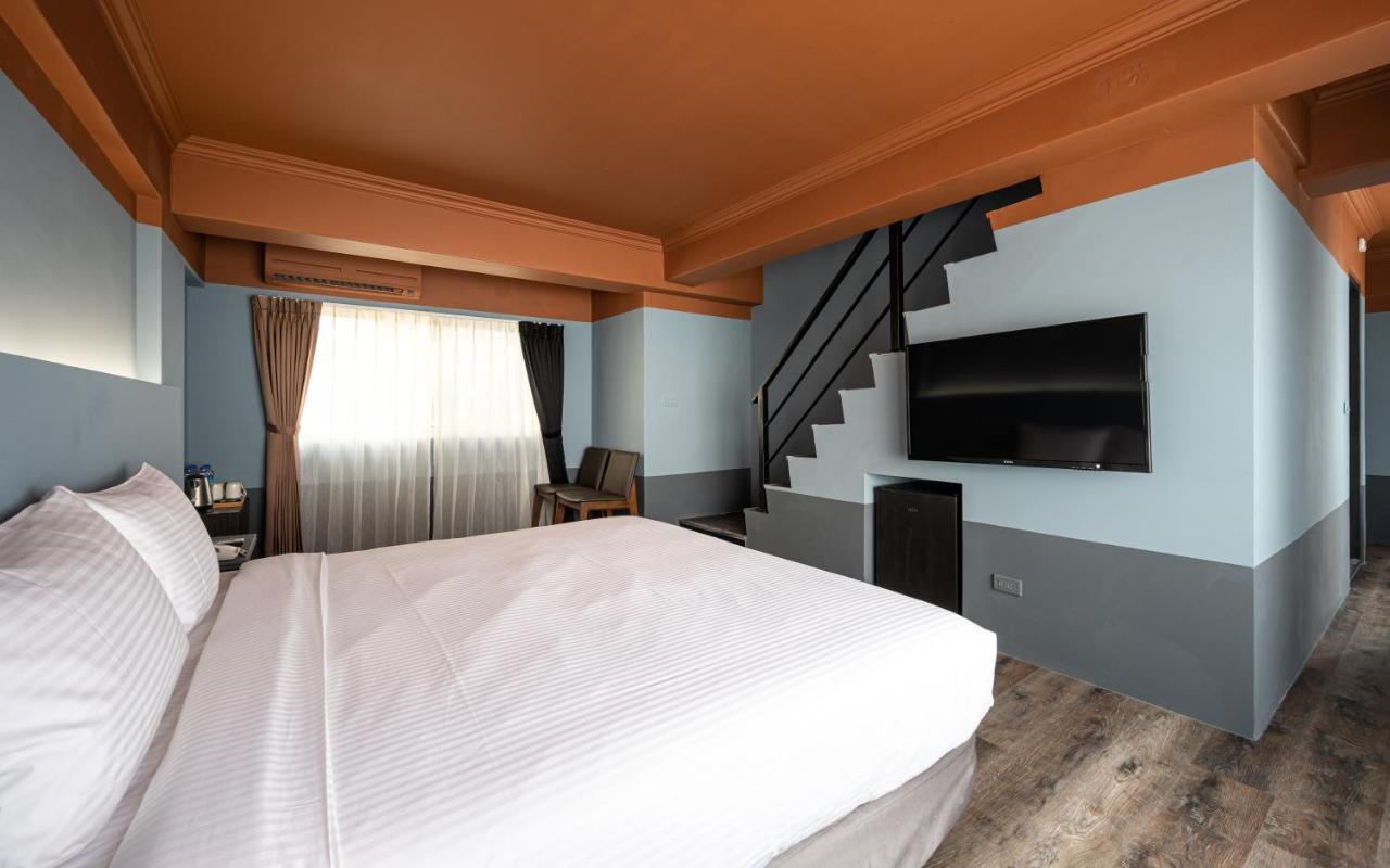 Motel 東旅驛棧 Ťiao-si Exteriér fotografie