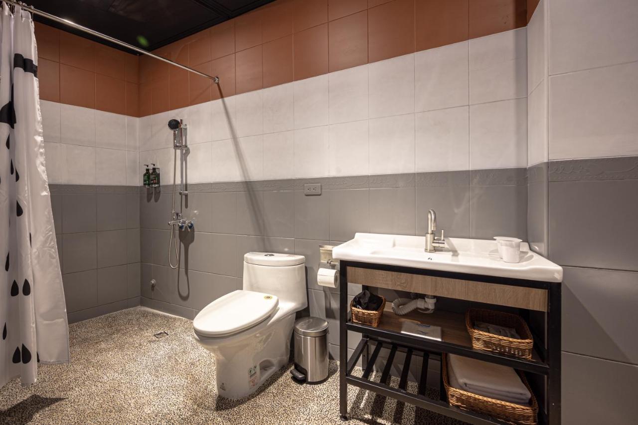 Motel 東旅驛棧 Ťiao-si Exteriér fotografie
