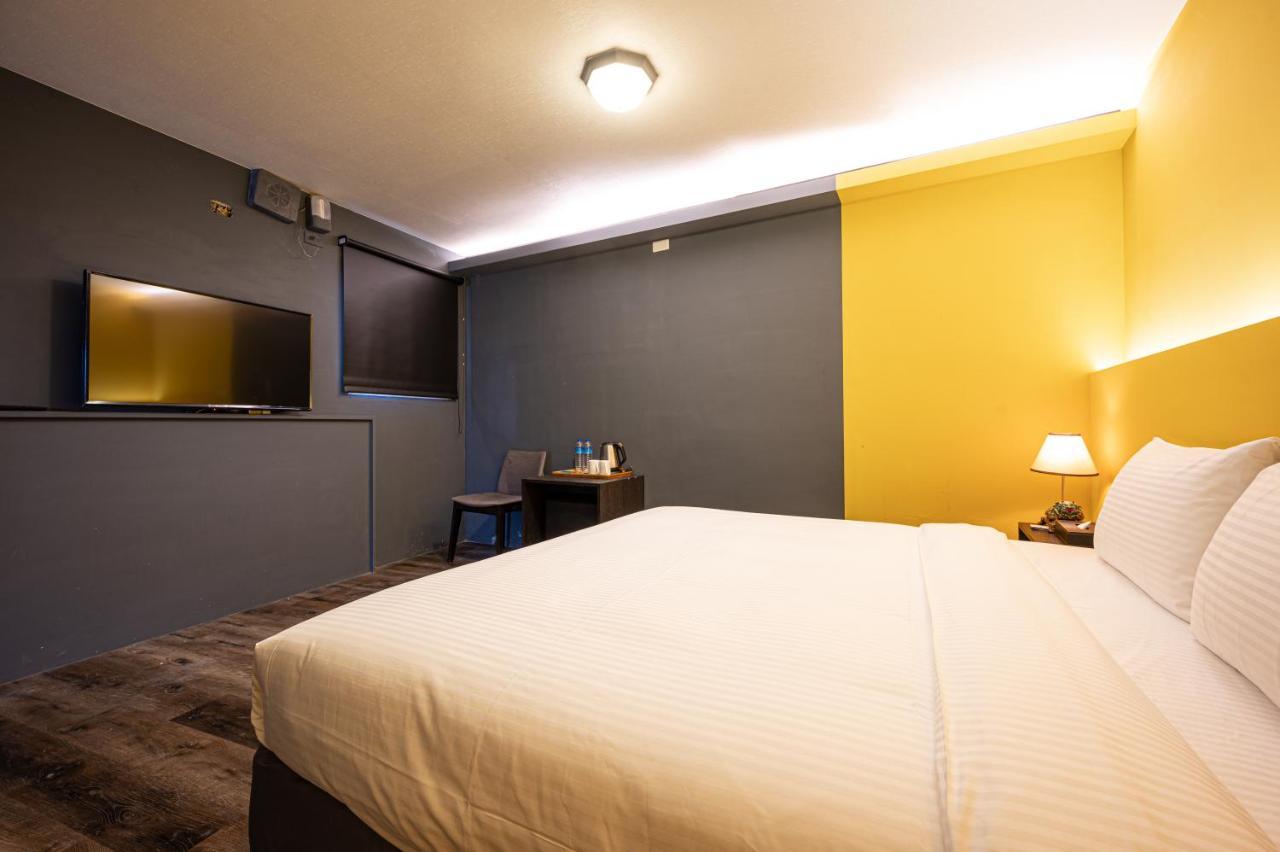 Motel 東旅驛棧 Ťiao-si Exteriér fotografie
