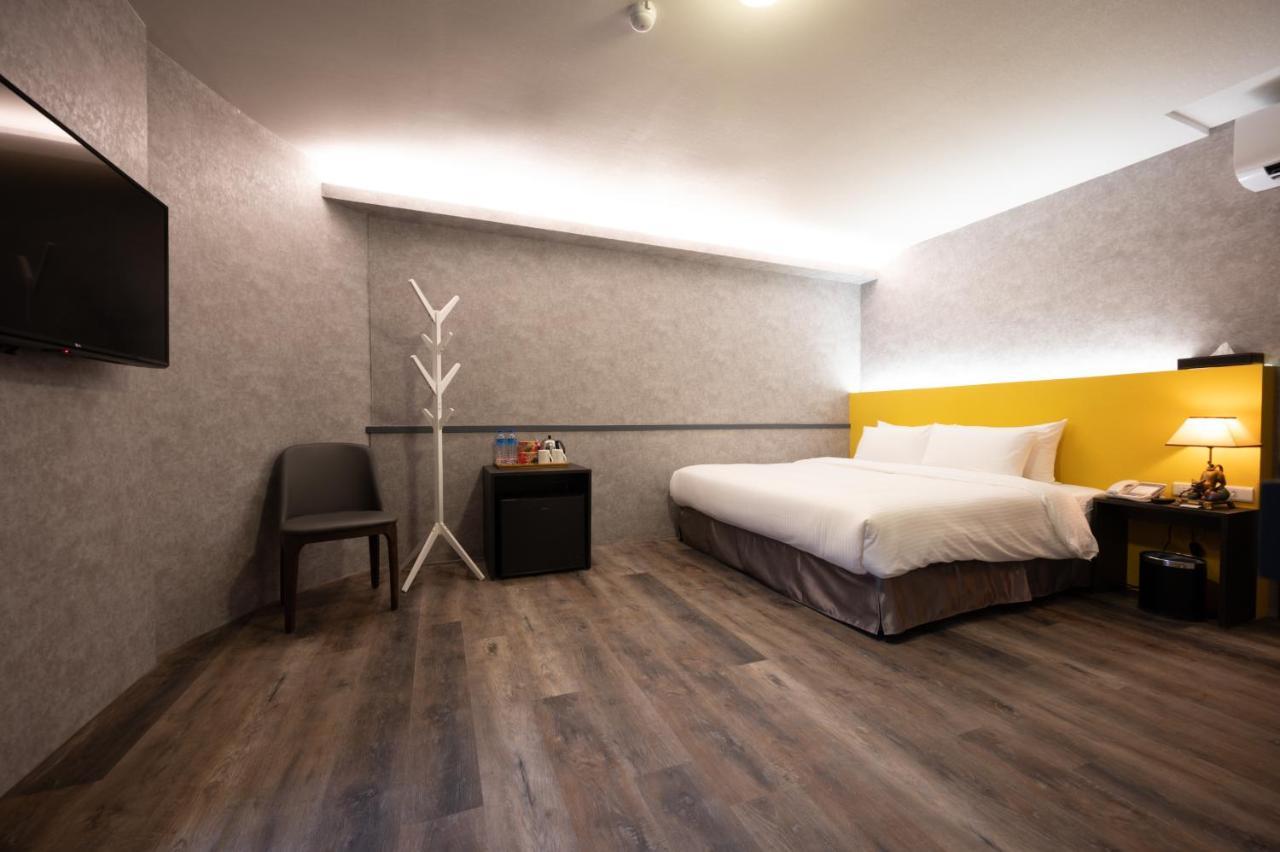 Motel 東旅驛棧 Ťiao-si Exteriér fotografie
