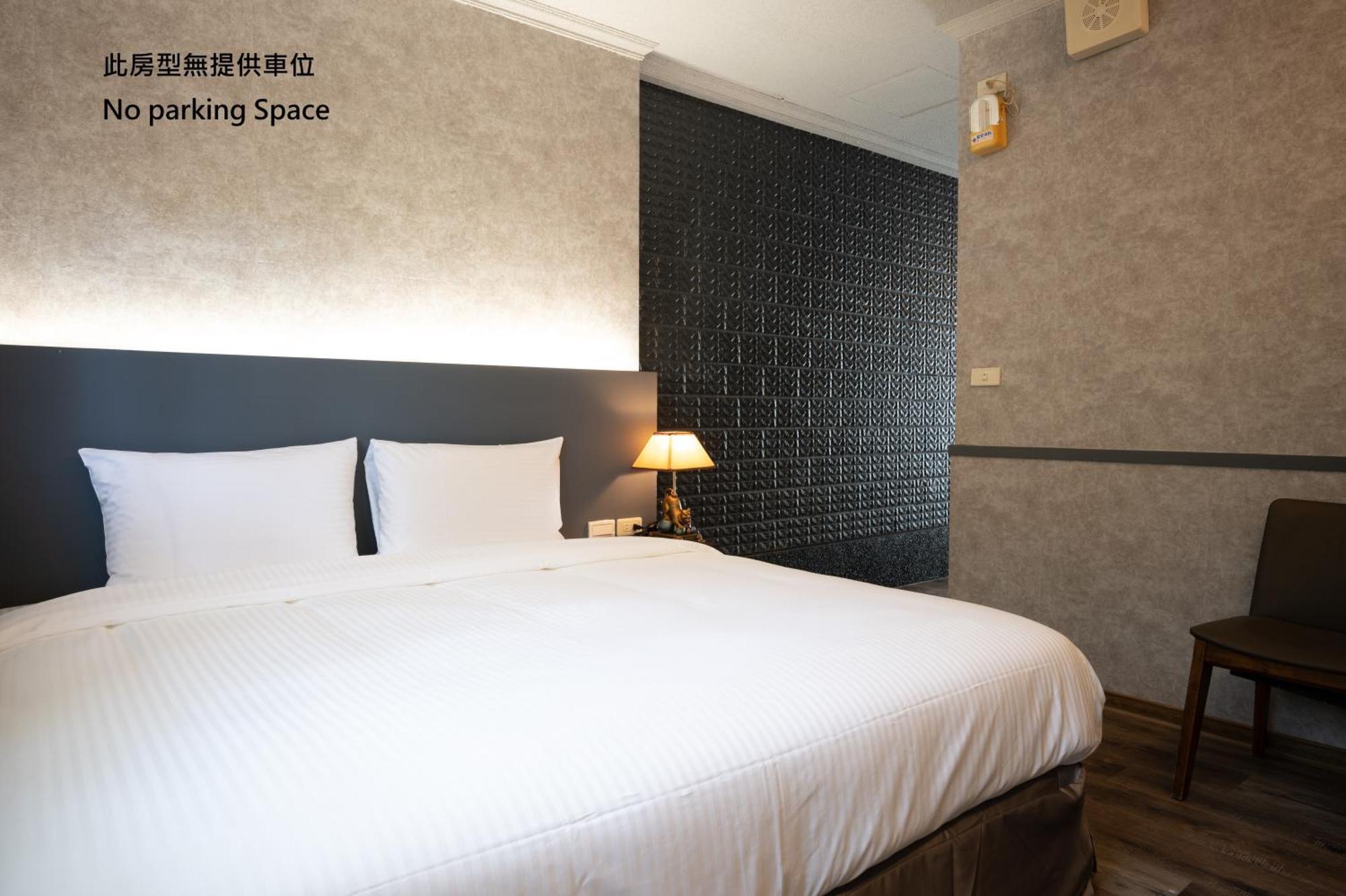 Motel 東旅驛棧 Ťiao-si Pokoj fotografie